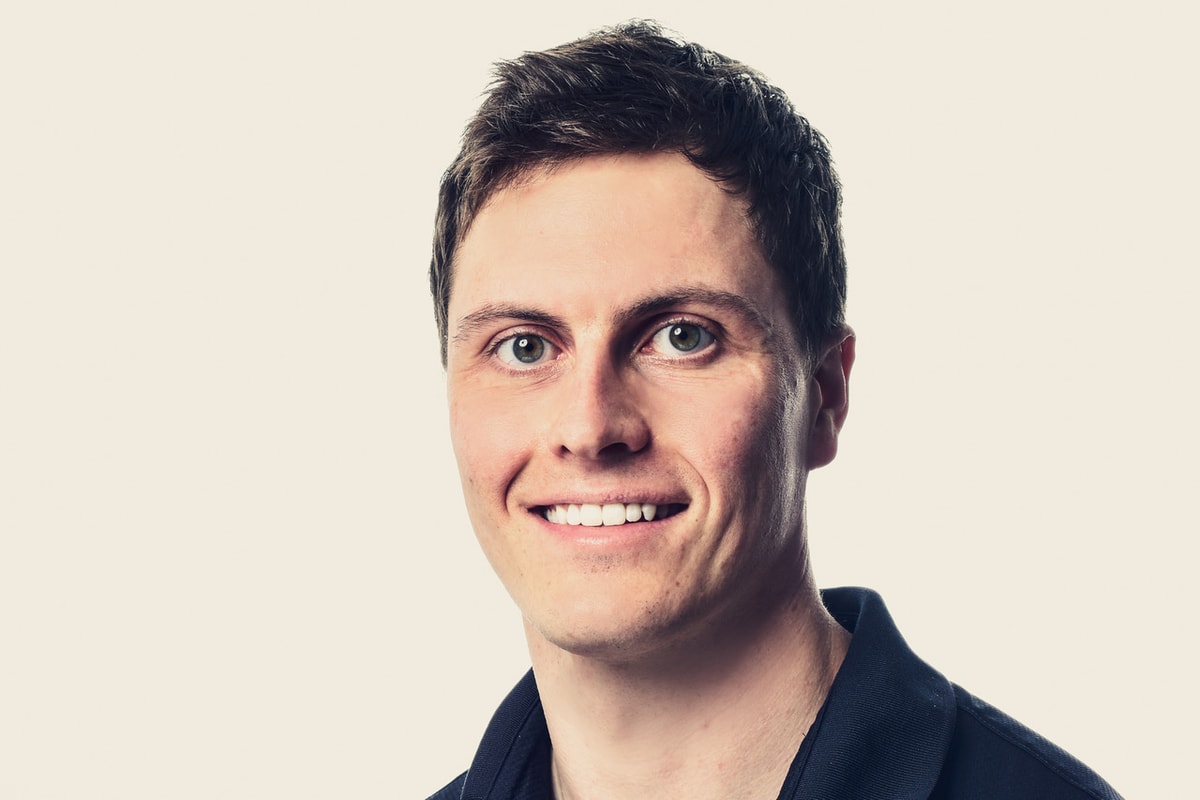 Dr. Henrik Baecker - Orthopaedic Surgeon